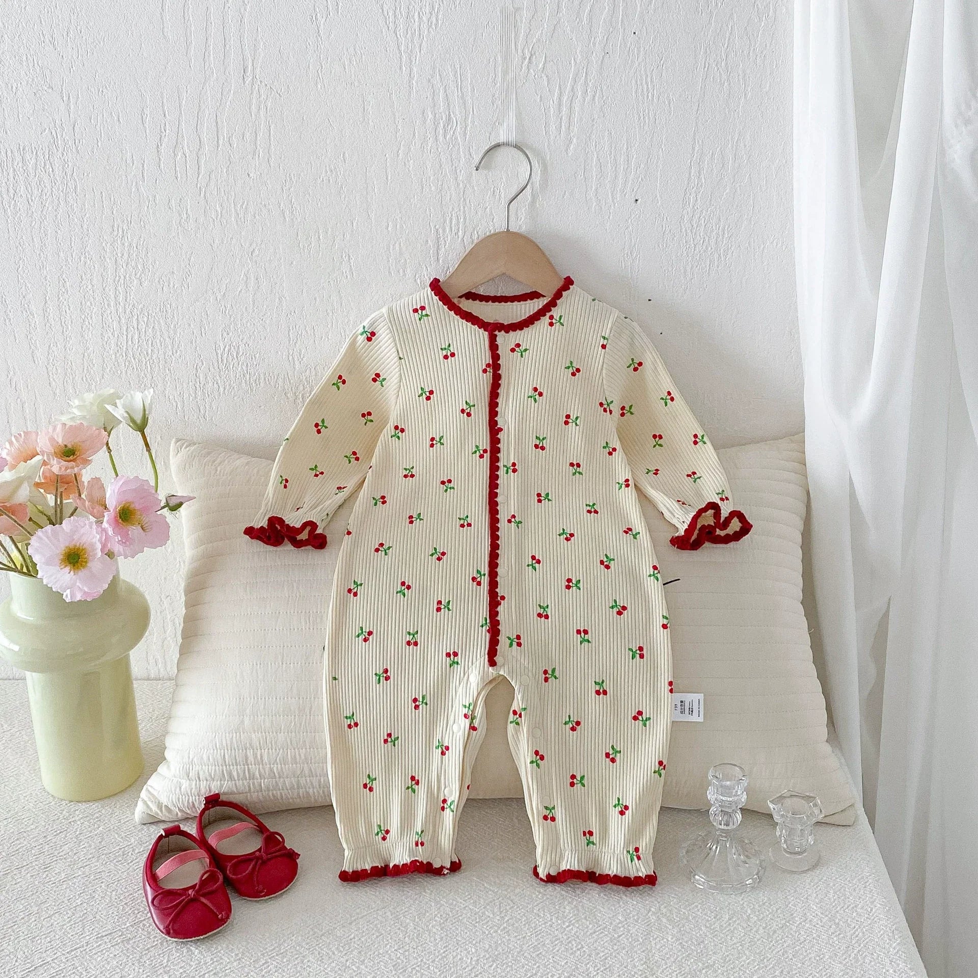 Autumn Arrival Baby Girls Long Sleeves Fruits Pattern Rompers-0