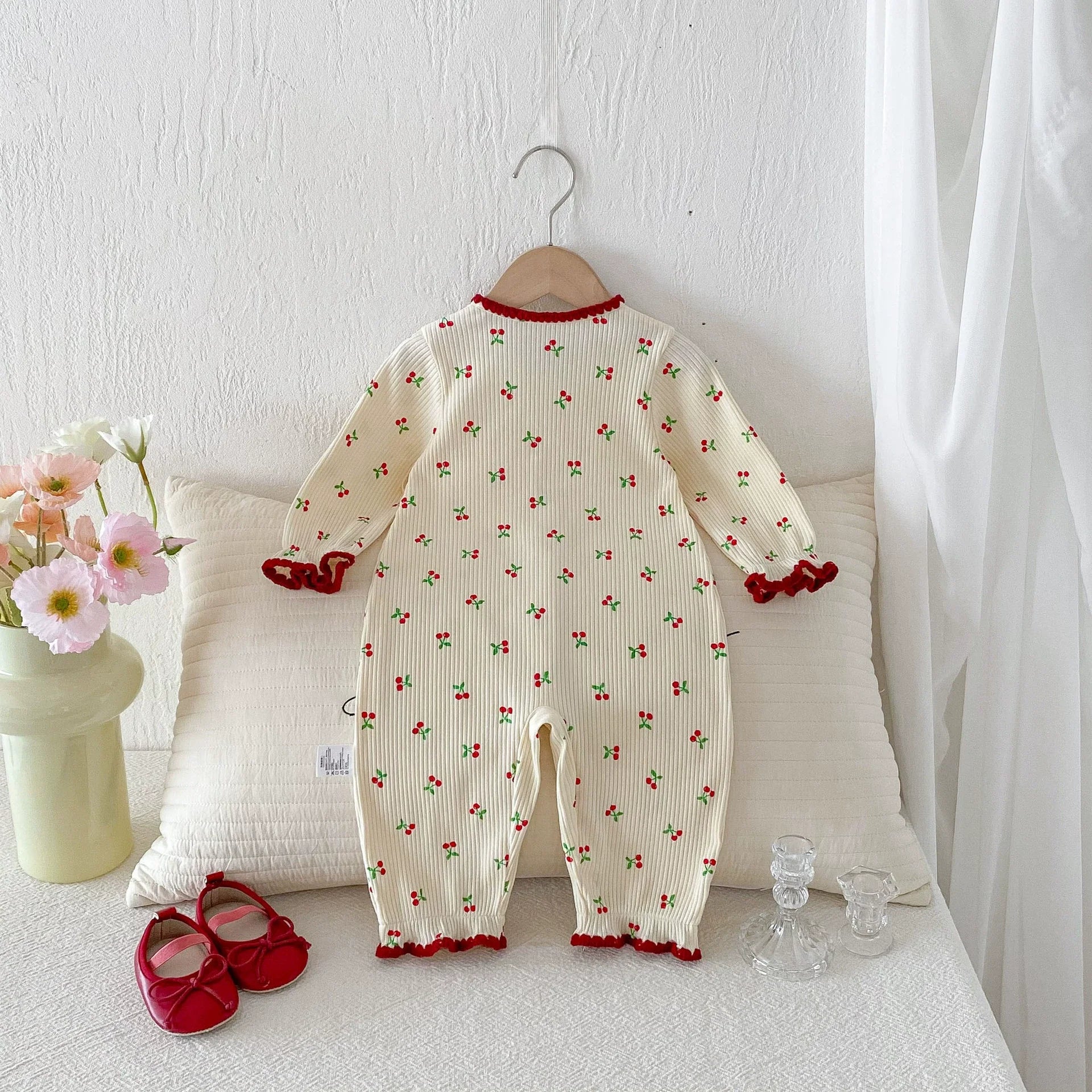 Autumn Arrival Baby Girls Long Sleeves Fruits Pattern Rompers-1