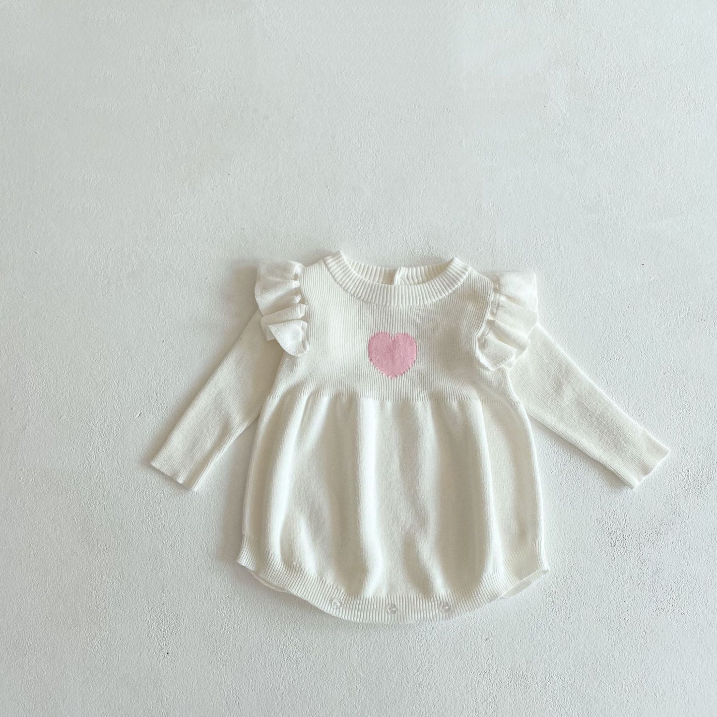Baby Girl Heart Embroidered Pattern Ruffle Long Sleeve Knit Onesies-2