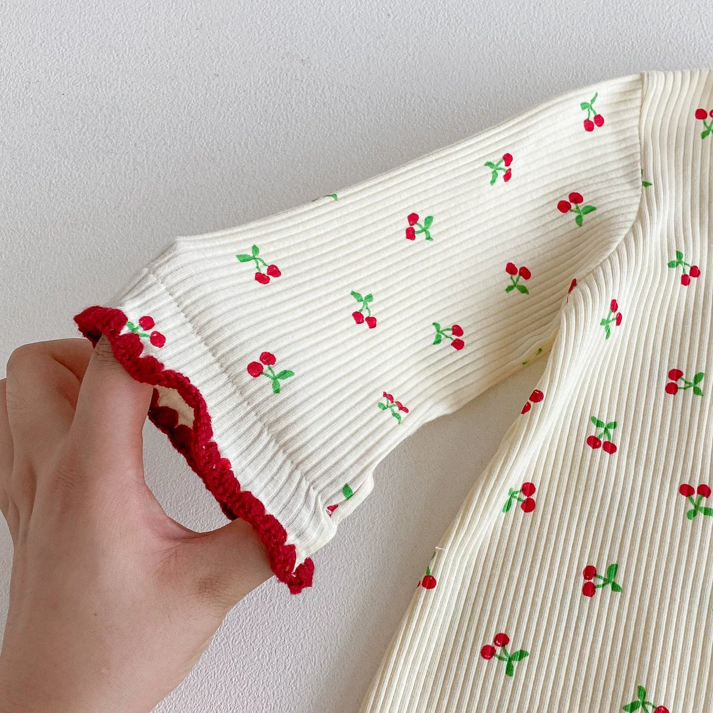 Autumn Arrival Baby Girls Long Sleeves Fruits Pattern Rompers-2