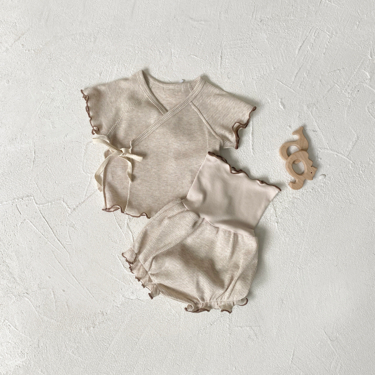 Summer Baby Kids Unisex Waffle Grid Short Sleeves Casual Monk Style Top T-Shirt And Bloomers And Hat Clothing Set-2